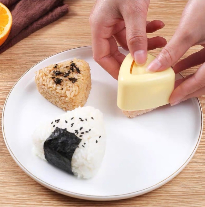 2PCS New DIY Sushi Mold Onigir - Rice Ball Mold 评论和价格